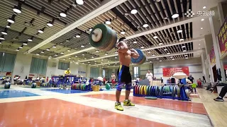 LU Xiaojun 100kg dumbbell row, 240kg back squat, 190 clean+jerk