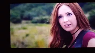 Jumanji 2 Dance Fight Scene