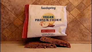 #Taste-Test-Foodspring vegan Protein Cookie 🍎🍪 Apple Cinnamon 🍪🍎