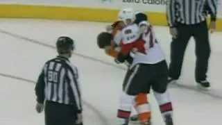 Jarkko Ruutu vs Scott Hartnell Nov 15, 2010