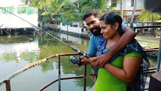 ഭാര്യയെ ഒന്ന് ചൂണ്ടയിടാൻ പിഠിപ്പിച്ചതാ വേണ്ടായിരുന്നു 😂 Kochin House Boat Trip | My Trip House Boat