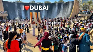 [4K]💦FIRE SPITTING WATERFALL brought Magic in DUBAI 🇦🇪 #dubai #waterfall