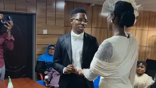 Moses Bliss with Bold step asking will you Marry Me