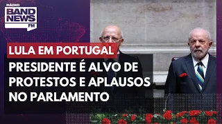 Lula é alvo de protestos e aplausos no Parlamento de Portugal