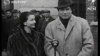 SHOWBIZ: Sir Laurence and Lady Oliver (Vivien Leigh) return to England from Hollywood (1950)