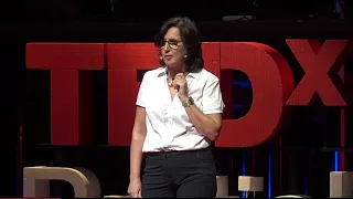 Rozdiely medzi generáciami, problém alebo naopak výhoda? | Marianna Richtáriková | TEDxBratislava