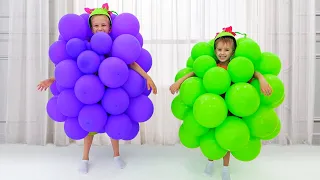 Vlad and Nikita make toys from balloons and have fun with mom