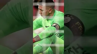 Eski muslera vs yeni Muslera