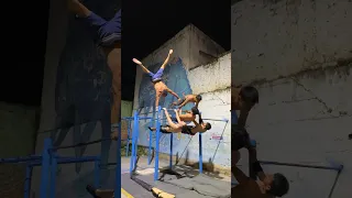 CALISTHENICS TEAMWORK🇨🇴🤝🇩🇪 #calisthenics #shorts #motivation