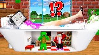 JJ Inside TV GIRL BATHROOM HOUSE! SHE CATCH MIKEY in VILLAGE! Mikey SAVE THEM in Minecraft - Maizen