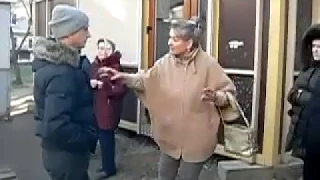 Забирайтеся звідси, поки дрином не дали по голові, – люди до ексрадника мера Ковеля