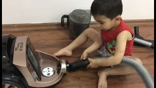 elektrik süpürgesi robot süpürge önce bozdu sonra tamir etti muhammed usta eğlenceli çocuk videosu