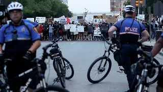 After a few tense moments protesters and Fort Worth police agree to go home