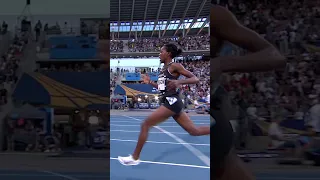 Yet again she shows her class 👏 Faith Kipyegon you are out of this world 🌍🤯 #DiamondLeague 💎 #shorts