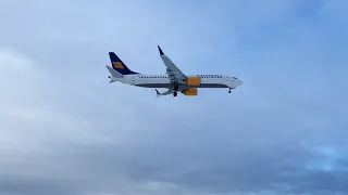 Icelandair Boeing 737max 8/ landing in Keflavik