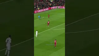 هدف ليفربول الثاني على ريال مدريد.. خطأ فادح من كورتوا