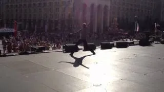 Kiev Air Guitar contest 2012: Metallica - Master of puppets