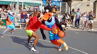 Bugs Bunny/Daffy Duck 2v2 Basketball at Venice Beach [Space Jam IRL]