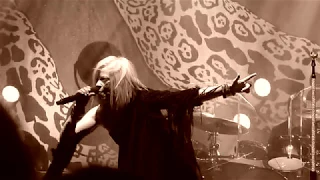 Garbage - Stupid girl (Live in Paris - Salle Pleyel 2016) HD