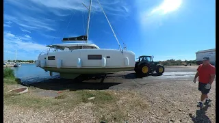 Mise à terre d'un LAGOON 42