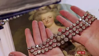 Marie Antoinette's diamond jewels up for sale at auction (Global) - BBC News - 9th November 2021