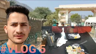 Sajjangarh ja ka kya huva hamara sath/Vlog in udaipur/Mughal zone