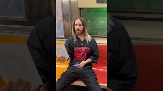 I drew Jared Leto on the NYC subway *shocked reaction*