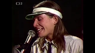 Progres 2 – Muž, který se podobá odvrácené straně Měsíce (1982) (Live) (HD)