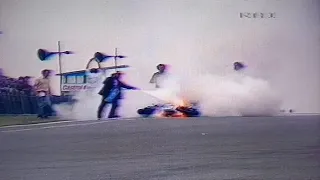 (RAI TV) GREAT  BRITAIN GP 1982 500 CC KENNY ROBERTS /GRAHAM WOOD CRASH (Silverstone)