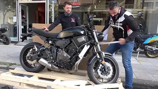 unboxing the YAMAHA XSR 700 cafe racer 2021