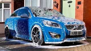How to Safely Wash a Swirl-Free Car