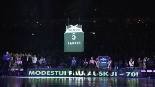 „Žalgiris“ į arenos palubes iškėlė Paulausko marškinėlius