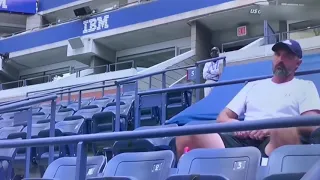 Goran Ivanisevic reaction when Novak Djokovic hit the judge with the ball