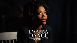 WHITNEY HOUSTON: I WANNA DANCE WITH SOMEBODY. La leyenda. Exclusivamente en cines.