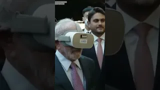 Brazil’s Lula da Silva, wearing VR headset, tours 5G giant #huawei ‘s center in Shanghai, China