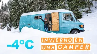 👉 Esto pasa cuando vives en una furgo BAJO CERO 😰 Vivir y viajar en camper en invierno - Cap. 19