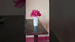 beautiful flower vase at zero cost #lovelytiwari #youtubeshorts #viral #trending #viralvideo