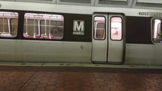 Crazy Doors On The DC Metro