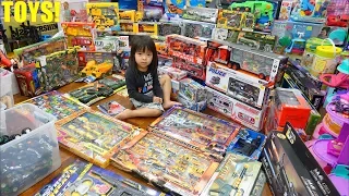 A Lot of TOYS! Toy Guns, Diecast Cars, Toy Soldiers, Car Carrier Trucks, Police Car and More!