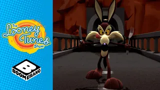 Wile Coyote Goes Out With a Bang! | Looney Tunes Show | Boomerang UK