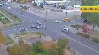 ДТП (авария г. Волжский) ул. Мира ул. Оломоуцкая 21-10-2018 08-59