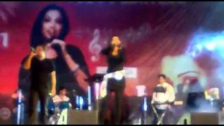 Shreya Ghoshal in SRM - Chori Kiya Re Jiya