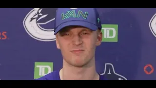 Canucks Elias Pettersson is Crushed After Wild Loss