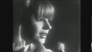 Marianne Faithfull - Yesterday (with lyrics)