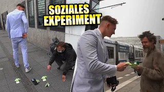 ICH VERLIERE 1000€ vor OBDACHLOSEN und SCHENKE es IHNEN! | soziales Experiment | TomSprm