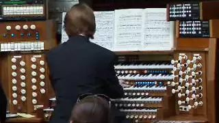 Widor Toccata 5th Symphonie with 128ft organ stop on pedals