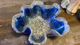 Stunning Blue & Silver Resin Bowl 🩶🩵💙