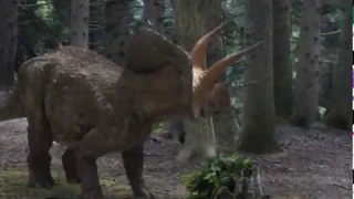 2 Tyrannosaurus vs Triceratops vs another Tyrannosaurus [RUS]