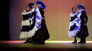 Zamba y chacarera estilizada / Academia de danzas Folclóricas La Fronteriza Danzas (LFD) 2015