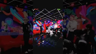 Skz [Me too] Aiki thumb up